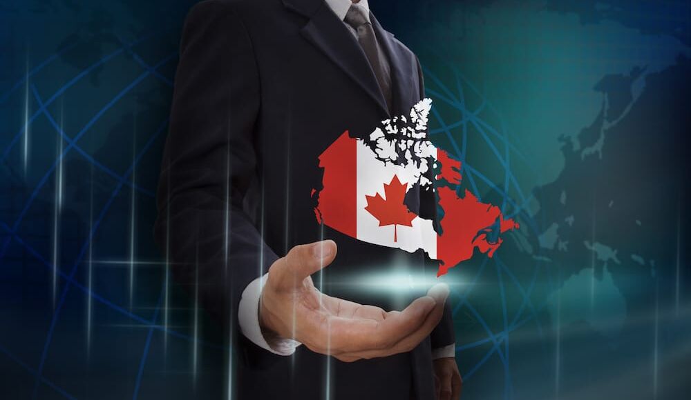 تعبيرية -الإقامة في كندا عن طريق الاستثمار