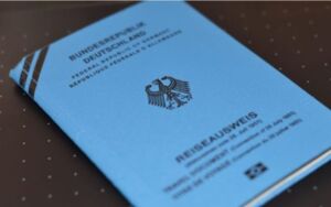 دليل شامل عن جواز السفر الأزرق في ألمانيا