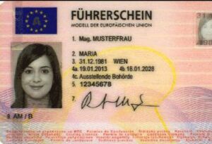 رخصة قيادة نمساوية لفتاة- أنواع رخصة القيادة في النمسا
