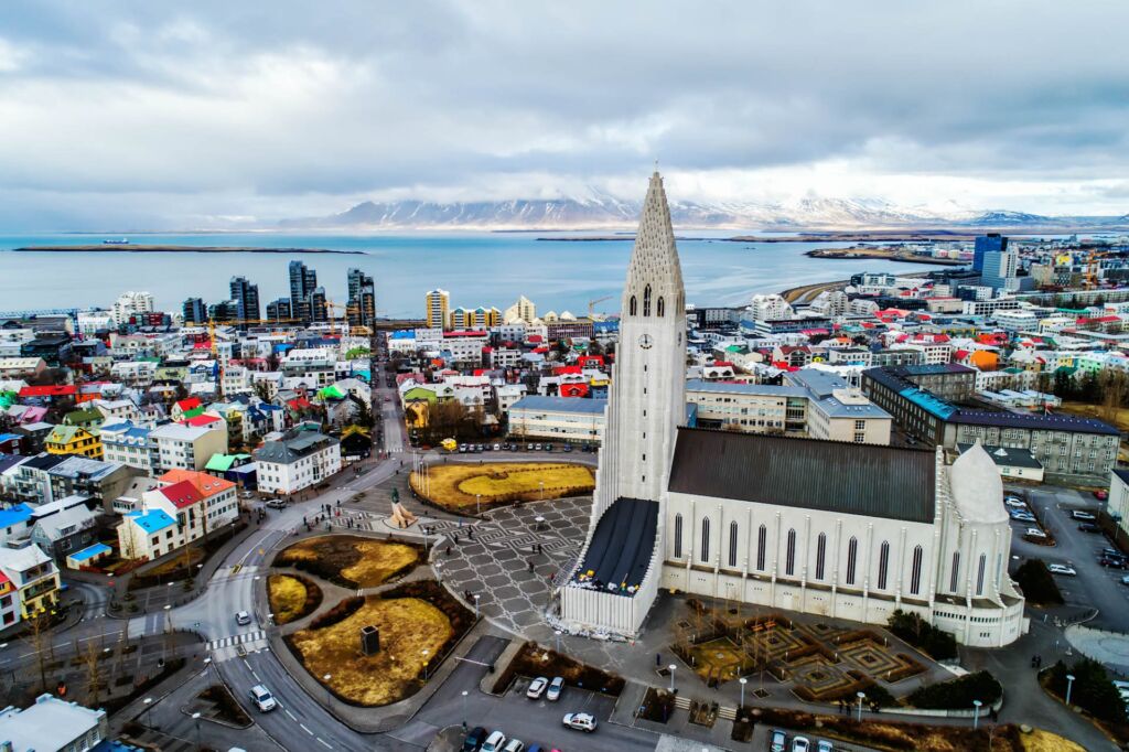 دولة ايسلندا - الدول التي تمنح فيزا شنغن بسهولة