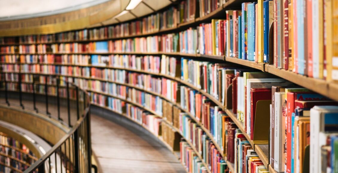أشهر المكتبات العربية في ألمانيا لبيع الكتب العربية فيها
