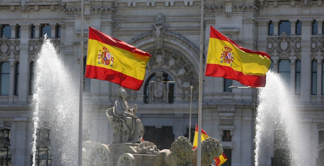 علم اسبانيا - الضمان الإجتماعي في إسبانيا