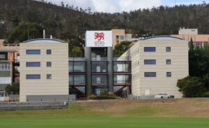 بناء جامعة تسمانيا في أستراليا من الخارج