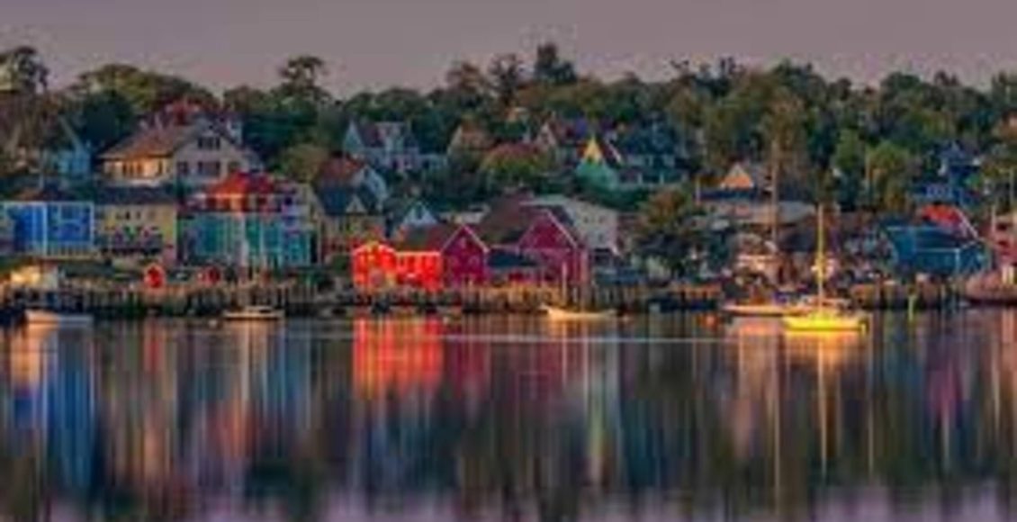 تعبيرية - الهجرة إلى مقاطعة نوفا سكوتيا الكندية